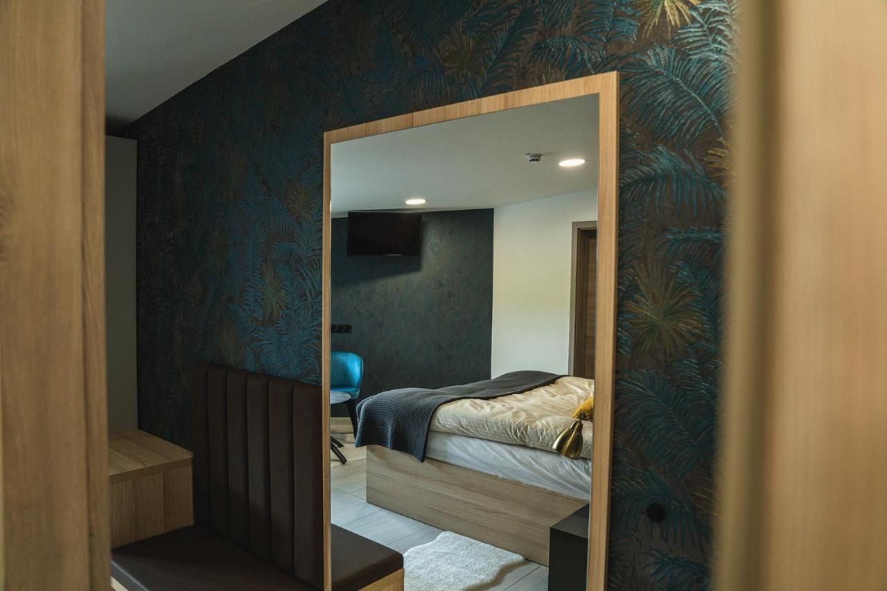 B&B La Siesta Markovci Exteriör bild
